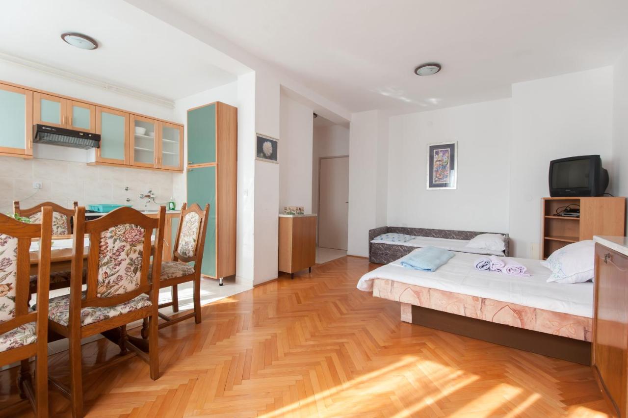 Studio Turanj 6445b Bagian luar foto